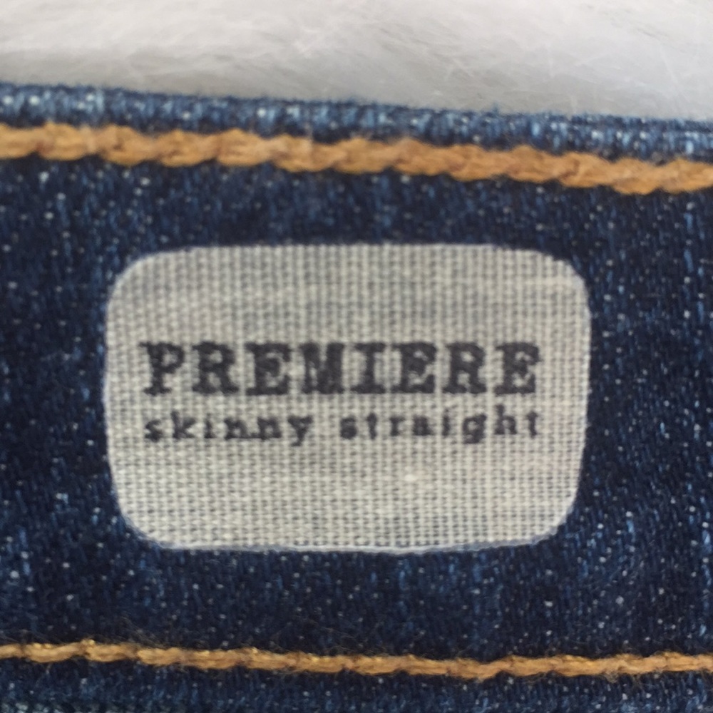 AG Jeans - Picture 5 of 6